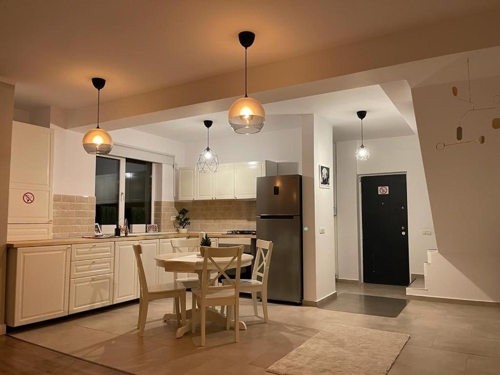 Beautiful Colors Residence Villa Otopeni Exterior foto